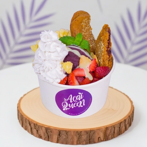 Healthy Acai Bowl Ubud and Kuta Bali – Vegan Plant Based Cafe Dessert Healthy vegan acai bowl filled with tropical fruits, plant based smoothie dessert from Acai Queen Bar Ubud and Kuta Bali.